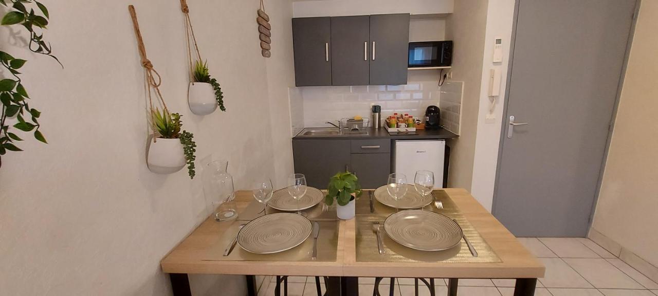 L'Escale : Duplex 4 Pers. Asterix, Aeroport Roissy Cdg, Paris Lägenhet Moussy-le-Neuf Exteriör bild